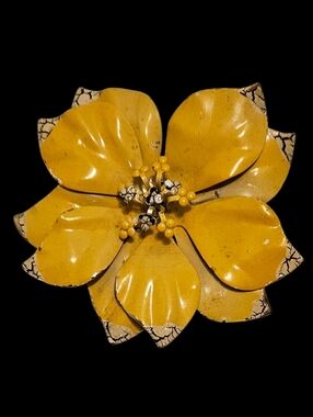 Gold Tone & Yellow Vintage Flower Brooch